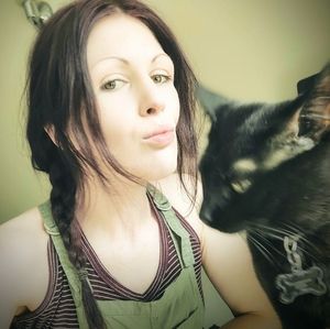 Meet your Posher, Julia